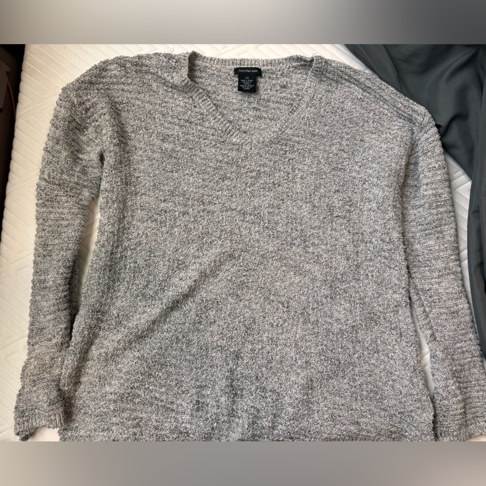 Calvin Klein Sweater